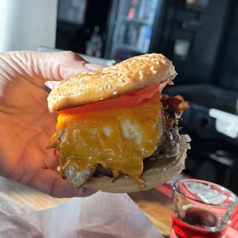 Timmy Two Time's - Eeeki BeekiBurger - Gastropubs Near Me - Lexington, Kentucky