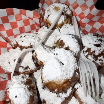 Delicious Freedom USA - Fried Oreos - Desserts Near Me - Pomona, California