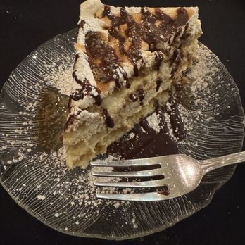 La Botte - Cake - Italian Near Me - Lompoc, California La Botte - Cake - Italian Near Me - Lompoc, California