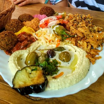 Dr. Falafel - Vorsicht vor den Pfefferoni! - Falafel Near Me - Vienna, 9 Dr. Falafel - Vorsicht vor den Pfefferoni! - Falafel Near Me - Vienna, 9