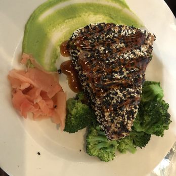 Bistro Byronz - This was great. Tuna was very tender. - Salad Near Me - Baton Rouge, Louisiana Bistro Byronz - This was great. Tuna was very tender. - Salad Near Me - Baton Rouge, Louisiana