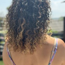 So Curl Hair by Ian Skolnik - Back view after cut