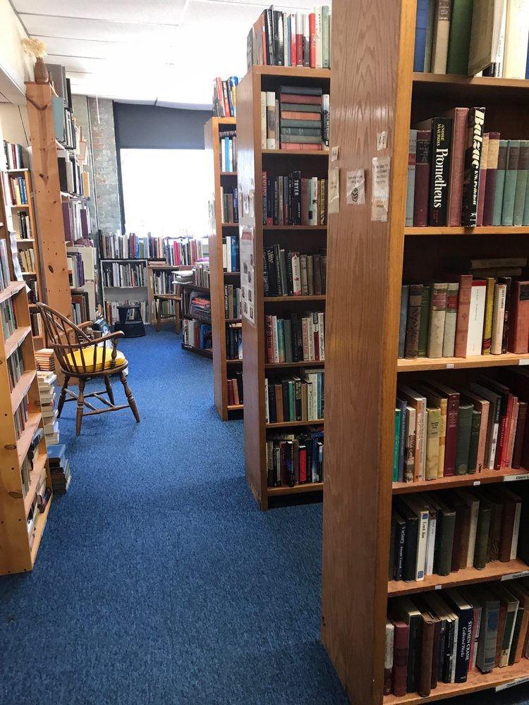 BLACK RIVER BOOKS CLOSED 10 Photos & 20 Reviews 330 Kalamazoo St