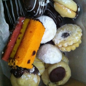Freed's Bakery - Bakeries Near Me - Las Vegas, Nevada Freed's Bakery - Bakeries Near Me - Las Vegas, Nevada