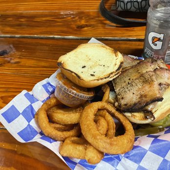 Hunt Store - Sliced brisket sandwich - New American Near Me - Hunt, Texas