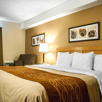Comfort Inn - Hotels Near Me - Laval, Quebec