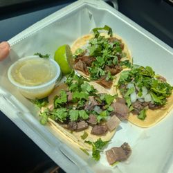 Alondra's Tacos - 1x tripe and 2x lengua