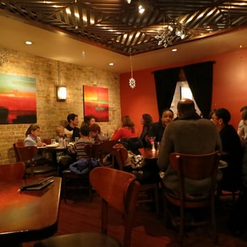 Maya Del Sol - Dining room 2 of 3 - Latin American Near Me - Oak Park, Illinois