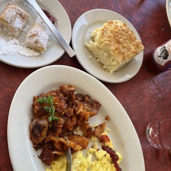 Lucile's Creole Cafe - Eggs Eisenhower and Beignet - Cajun/Creole Near Me - Denver, Colorado
