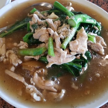 Tantawan Thai Kitchen - Rad Na with Chicken - Thai Near Me - Rosemead, California