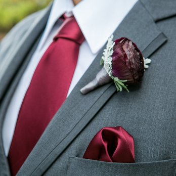 Loves Me Flowers - Florists Near Me - Cashmere, Washington