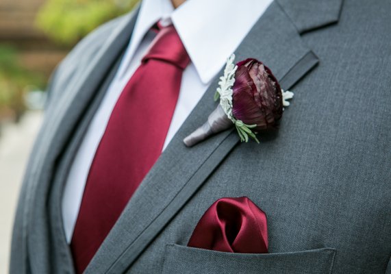 Loves Me Flowers by null