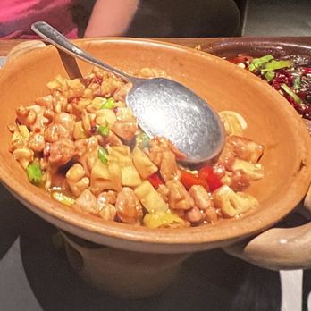 Mountain House - Szechuan Near Me - Boston, Massachusetts