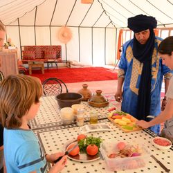 Journeys & Zen Morocco - Cooking class with the king of the kitchen, Salem Bahba! Learn Moroccan recipes, local flavors and Amazigh traditions.