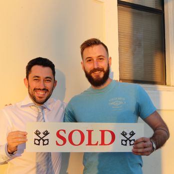 Vlad Rodov - Congratulations to Kyle.
135 Bonito Ave, Long Beach - Real Estate Agents Near Me - Long Beach, California Vlad Rodov - Congratulations to Kyle.
135 Bonito Ave, Long Beach - Real Estate Agents Near Me - Long Beach, California