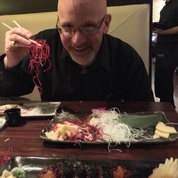 BluFish Sushi - Japanese Near Me - Glenview, Illinois