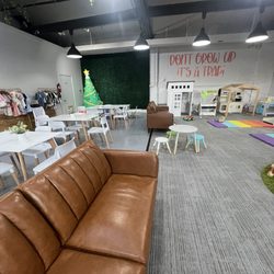 The Playplen Glen Ellyn - Chic sofas for grownups, easy to see kids!