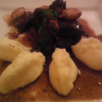 Le Bistrot de Mauna Loa - Beef Bourguignon and Mashed Potatoes - Bistros Near Me - Paris, 75