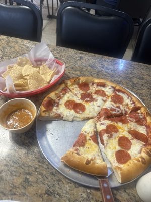 Jr's Pizza
