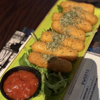 Fort Lauderdale Improv - Fried Mozarella sticks - Comedy Clubs Near Me - Dania Beach, Florida Fort Lauderdale Improv - Fried Mozarella sticks - Comedy Clubs Near Me - Dania Beach, Florida