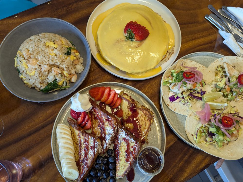 Bogart's Cafe - Image 2