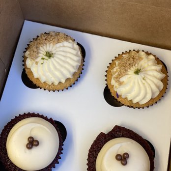 Cupcakin' Bake Shop - Red velvet and key lime - Bakeries Near Me - Berkeley, California Cupcakin' Bake Shop - Red velvet and key lime - Bakeries Near Me - Berkeley, California