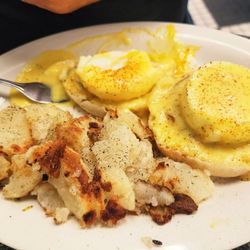 Canal Wigwam - Eggs Benedict