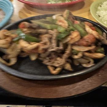 Salsa's Mexican Cafe - Sizzling Texas Fajita (Chicken, Steak, and Shrimp) - Mexican Near Me - Leonardtown, Maryland Salsa's Mexican Cafe - Sizzling Texas Fajita (Chicken, Steak, and Shrimp) - Mexican Near Me - Leonardtown, Maryland