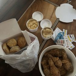 Crunchy Munchy Chicken - 12 Piece Bucket Combo