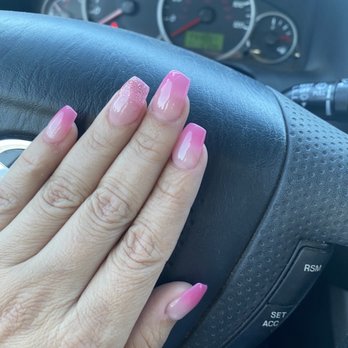 Diva Nails & Spa - Pretty pink - Nail Salons Near Me - Bakersfield, California
