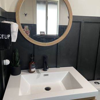 Crystal Clean Professional Housekeeping - Clean bathroom - Home Cleaning Near Me Crystal Clean Professional Housekeeping - Clean bathroom - Home Cleaning Near Me