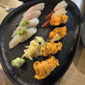 Maru Murfreesboro - Uni, Scallop, Sweet Shrimp, Fresh Fish - Sushi Bars Near Me - Murfreesboro, Tennessee