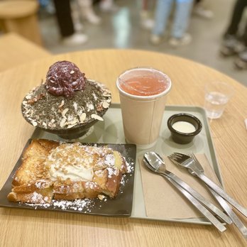 Sul & Beans - Black sesame Bingsoo, Choux Cream Toast & Strawberry Citron Drink - Desserts Near Me - Irvine, California