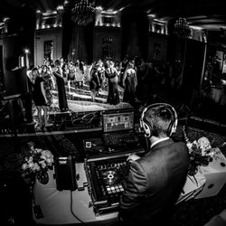 Platinum Productions - Dj in action
