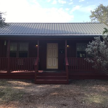 Hillside Acres Retreat - Cabin 6 - Vacation Rentals Near Me - Johnson City, Texas