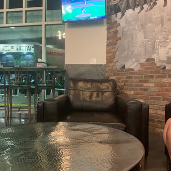 Manhattan Pizza - Nice lounge - Pizza Near Me - Raleigh, North Carolina Manhattan Pizza - Nice lounge - Pizza Near Me - Raleigh, North Carolina