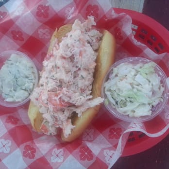 Bostwick's Chowder House - Lobster roll - Seafood Near Me - East Hampton, New York Bostwick's Chowder House - Lobster roll - Seafood Near Me - East Hampton, New York