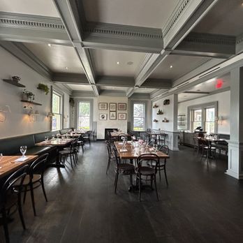 Hotel Ella - You may have high tea with reservations - Hotels Near Me - Austin, Texas Hotel Ella - You may have high tea with reservations - Hotels Near Me - Austin, Texas
