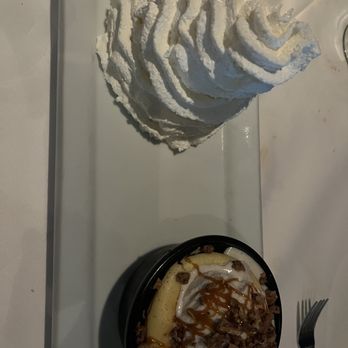 Steak 48 - Ultimate Warm Vanilla Caramel Cake - Steakhouses Near Me - Beverly Hills, California Steak 48 - Ultimate Warm Vanilla Caramel Cake - Steakhouses Near Me - Beverly Hills, California