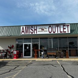 Exterior photo of This n' That Amish Outlet - Warrenton, Virginia Exterior photo of This n' That Amish Outlet - Warrenton, Virginia