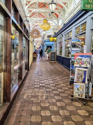 The Covered Market by null