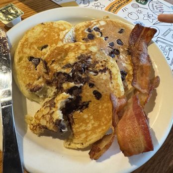 Cracker Barrel Old Country Store - Chocolate Chip Pancakes with bacon - Breakfast & Brunch Near Me - Clinton, New Jersey