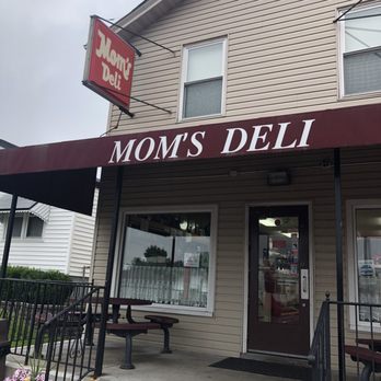 Mom's Deli - Delis Near Me - St Louis, Missouri Mom's Deli - Delis Near Me - St Louis, Missouri
