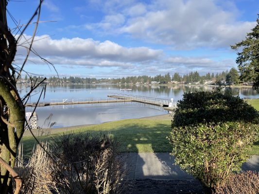Lake Meridian Park by null