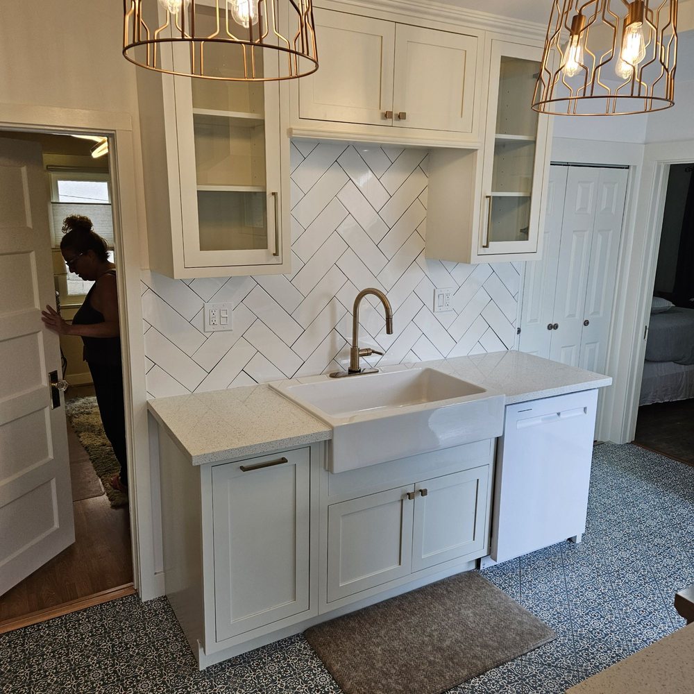 Maplevilles Cabinetry - Wholesalers Near Me - El Monte, California Maplevilles Cabinetry - Wholesalers Near Me - El Monte, California