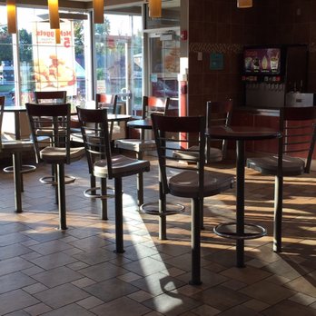 McDonald's - Decor - Fast Food Near Me - Acton, Massachusetts