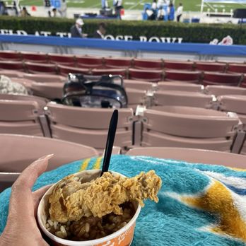 Rose Bowl Stadium - Me sneaking in a piece of fried chicken and rice into the Rose Bowl - Stadiums & Arenas Near Me - Pasadena, California