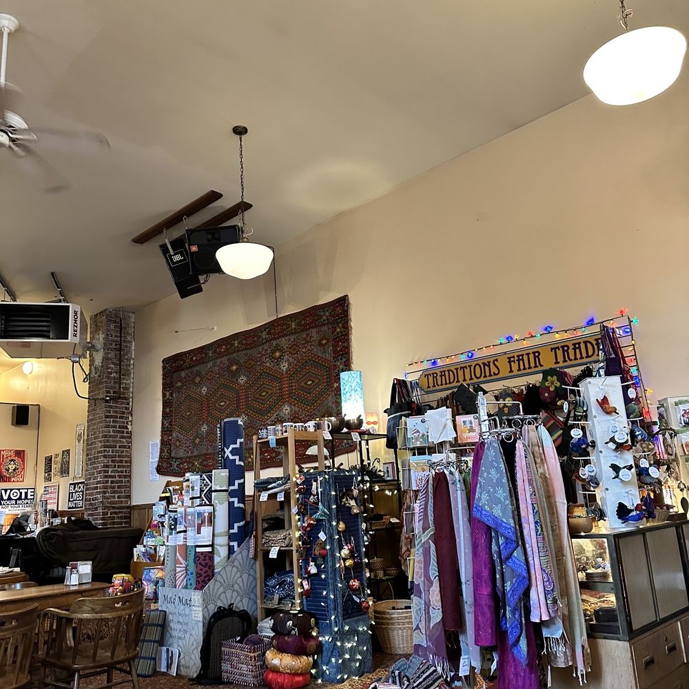 Antique Sandwich - Merchandises displayed in store - Sandwiches Near Me - Tacoma, Washington