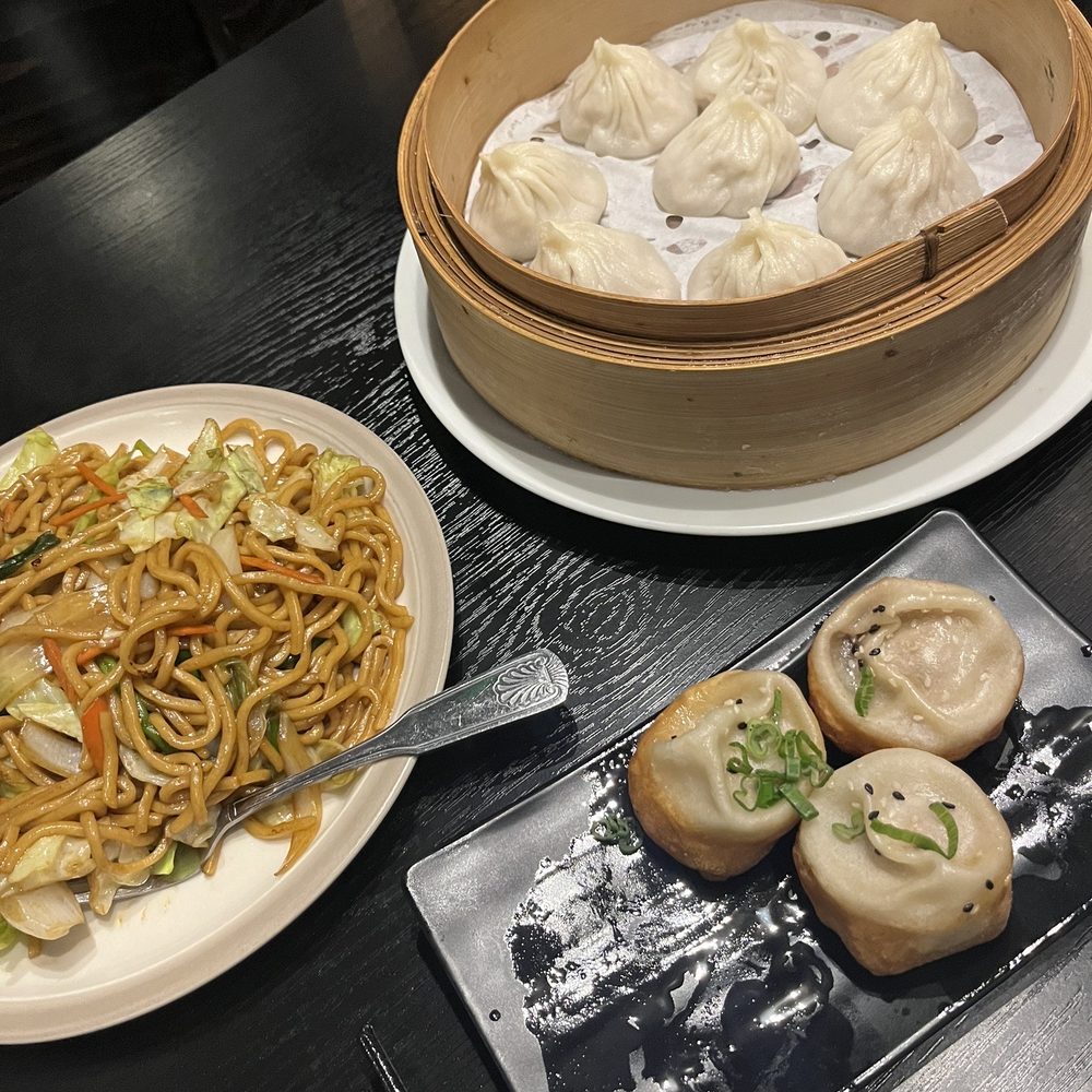 Dumpling Zone - the whole spread: veggie chow mein, pork xlb and pan fried pork buns - Dim Sum Near Me - San Francisco, California Dumpling Zone - the whole spread: veggie chow mein, pork xlb and pan fried pork buns - Dim Sum Near Me - San Francisco, California