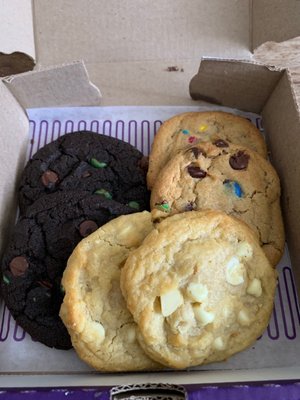 Insomnia Cookies by null